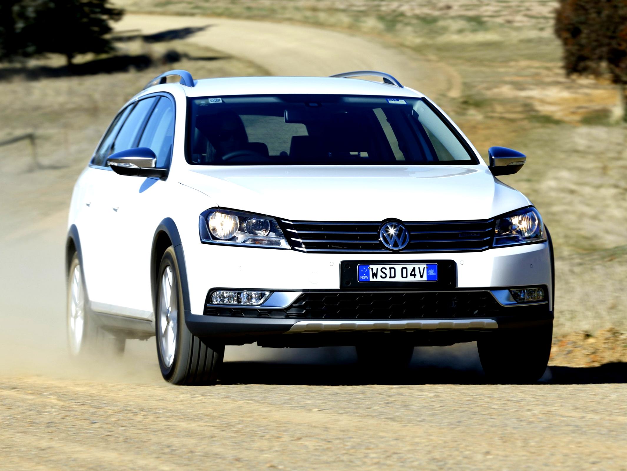 Volkswagen Passat Alltrack 2012 #28
