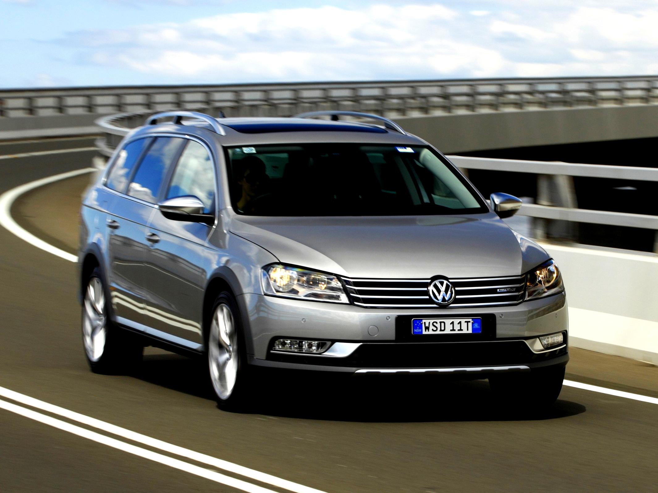 Volkswagen Passat Alltrack 2012 #36