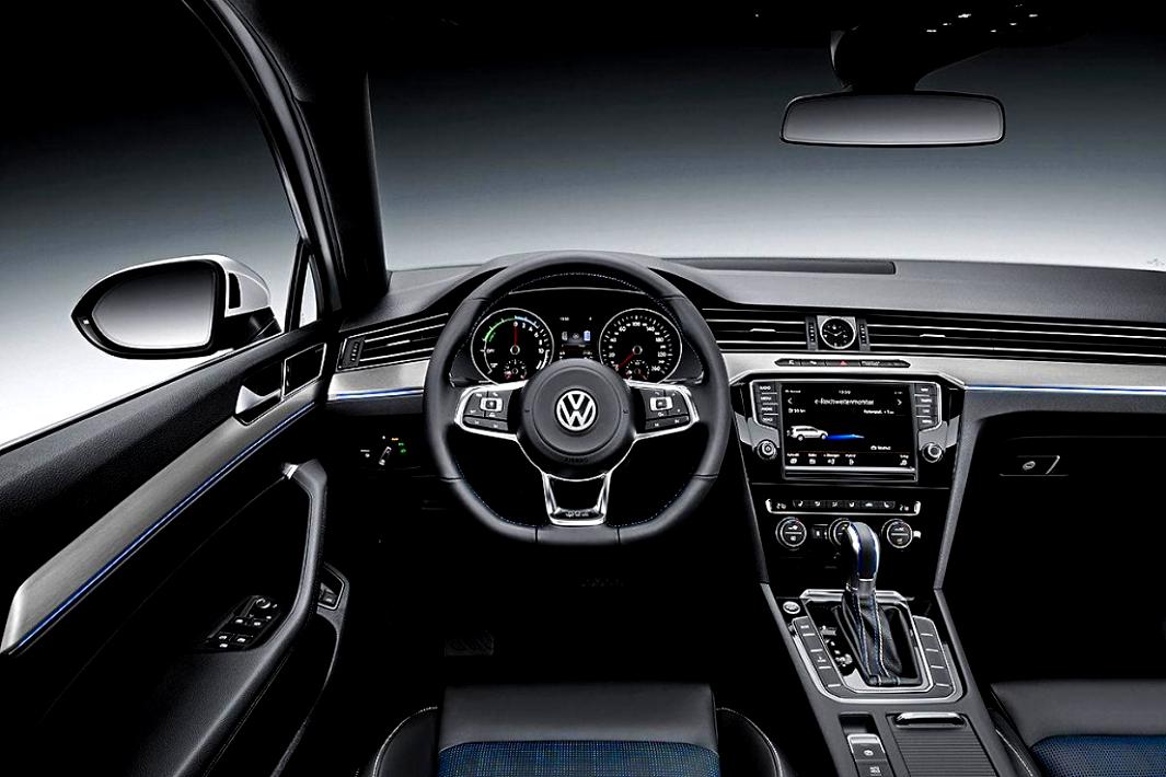 Volkswagen Passat GTE 2015 #2