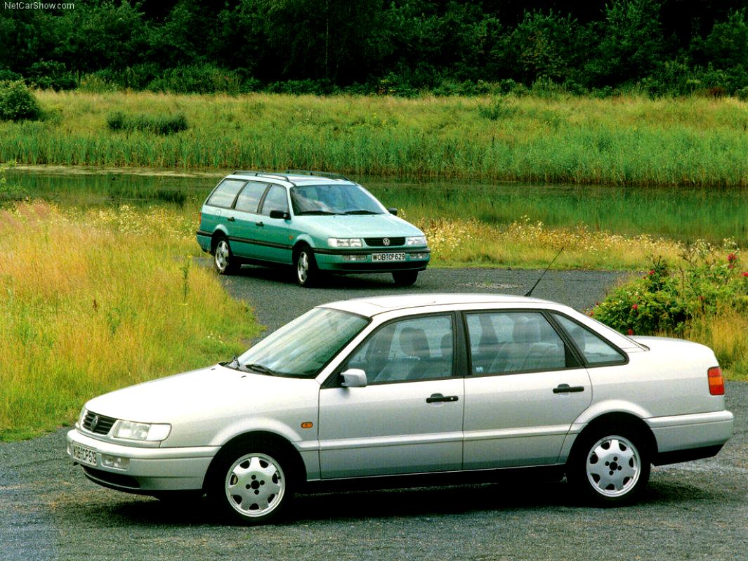 Volkswagen Passat Variant 1993 #9