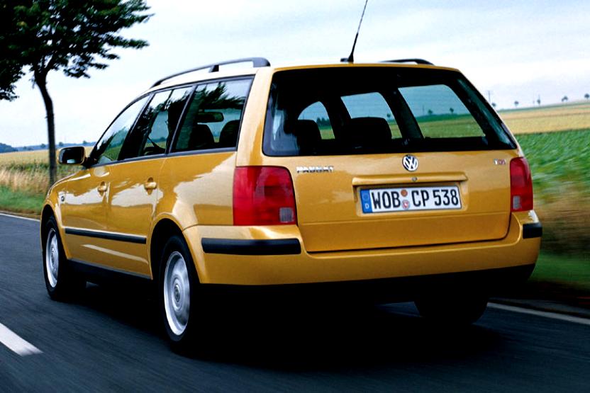 Пассат б5 универсал 1.9 тди. Volkswagen Passat b5 variant. Volkswagen Passat variant 1.8. Volkswagen Passat variant 1997. Passat b5 Wagon.