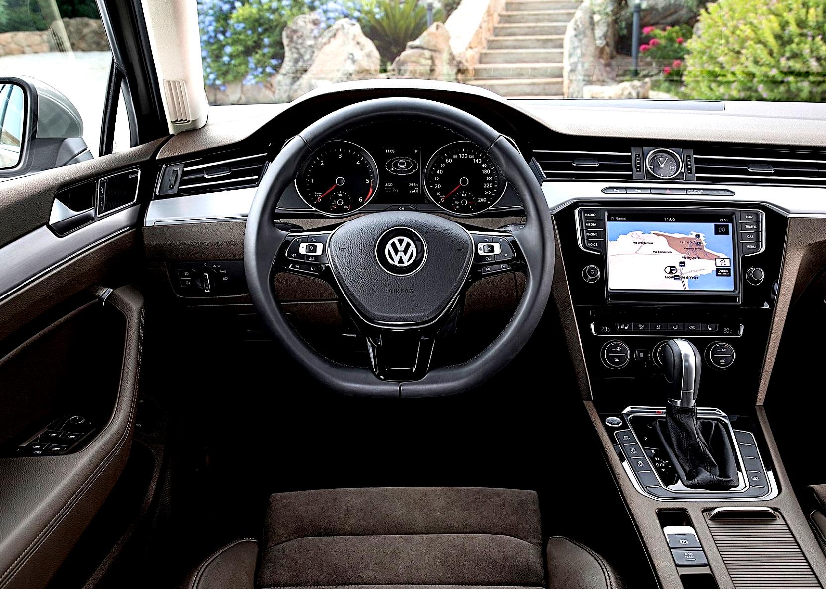 Volkswagen Passat Variant 2014 #74
