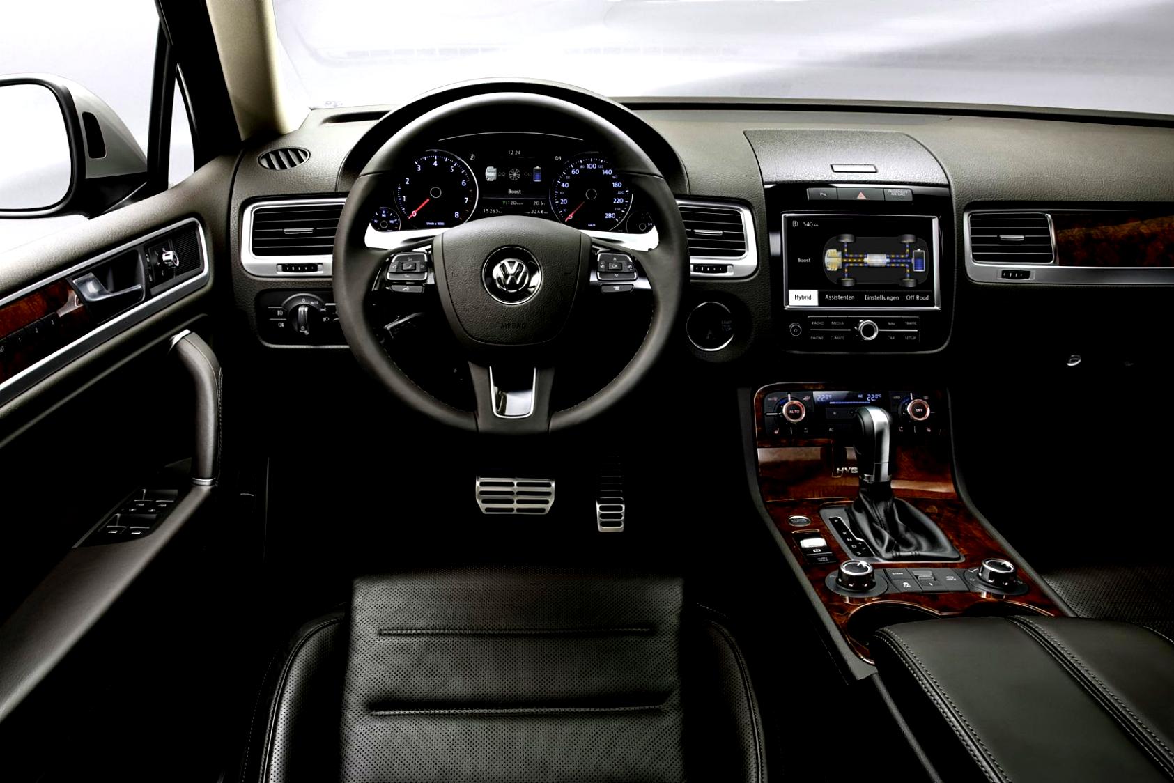 Volkswagen Touareg 2010 #89