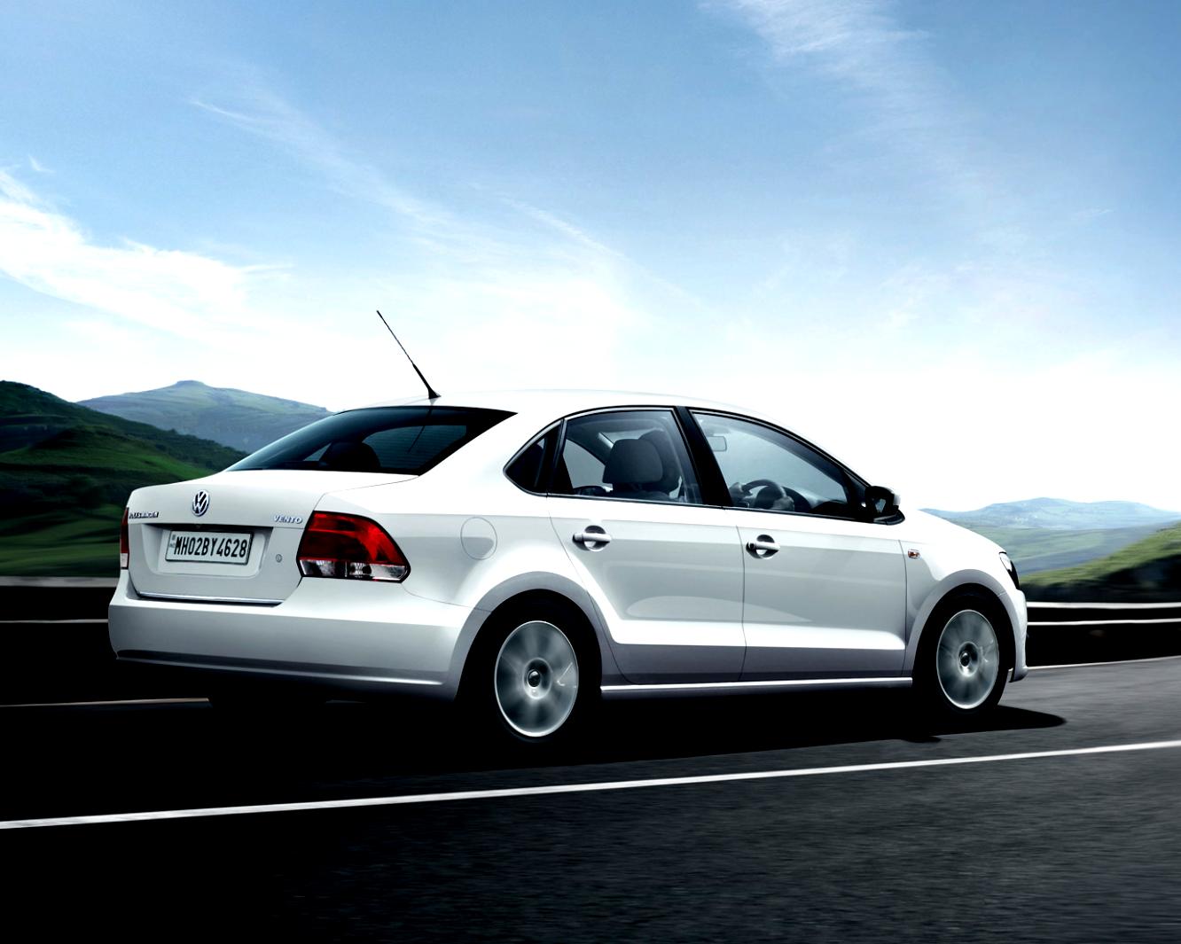Volkswagen Vento 2010 #3