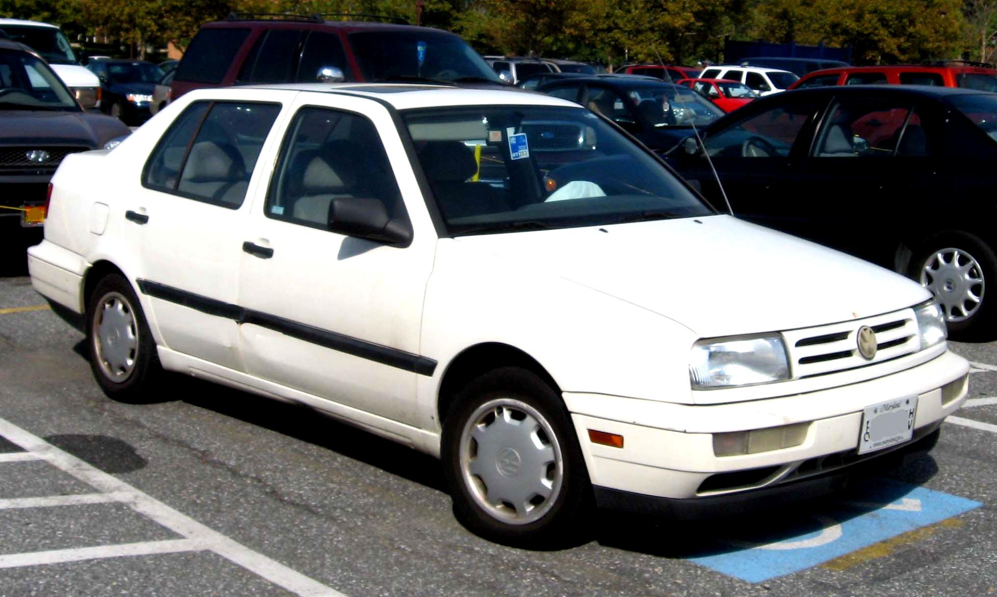 Volkswagen Vento/Jetta 1992 #4