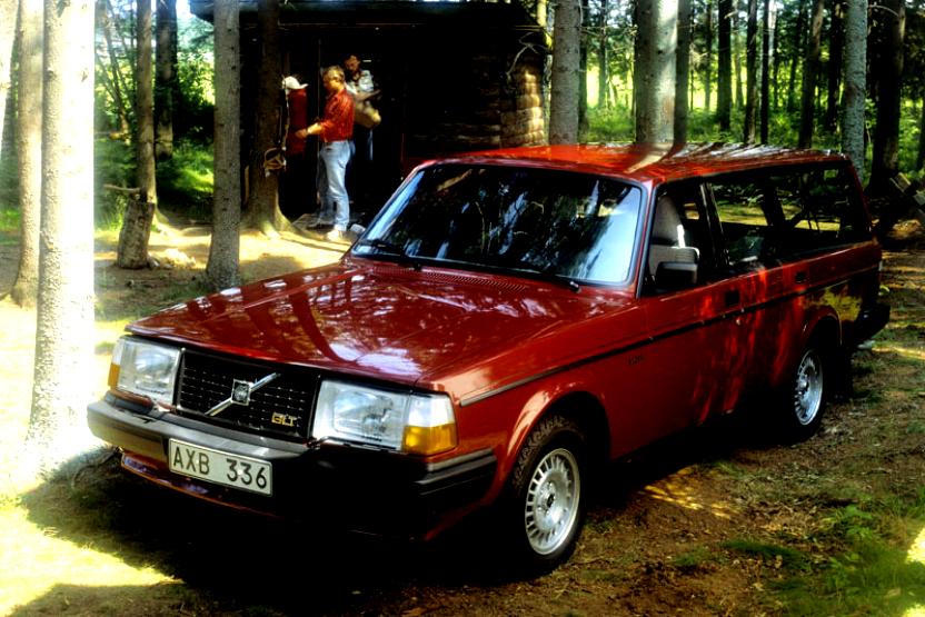 Volvo 245 1980 #3