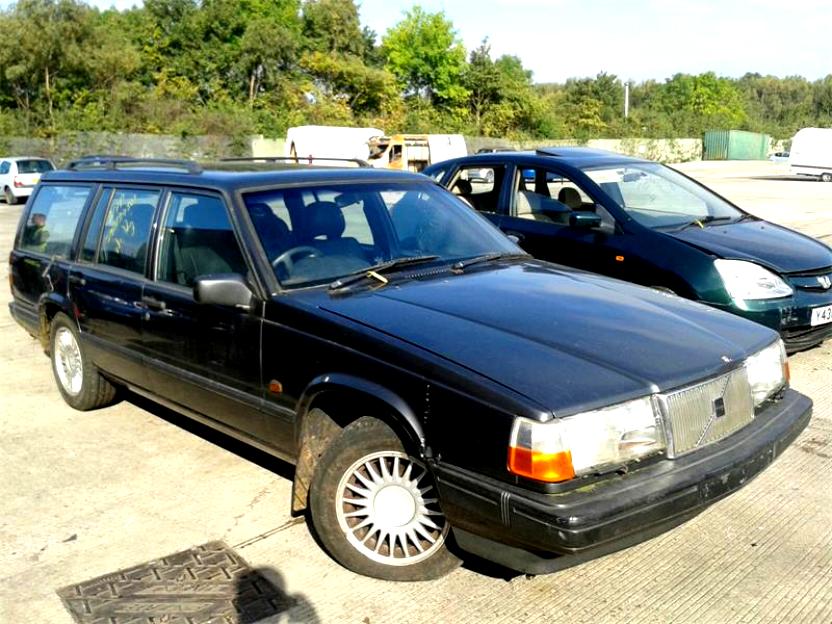 Volvo 940 Estate 1990 #39
