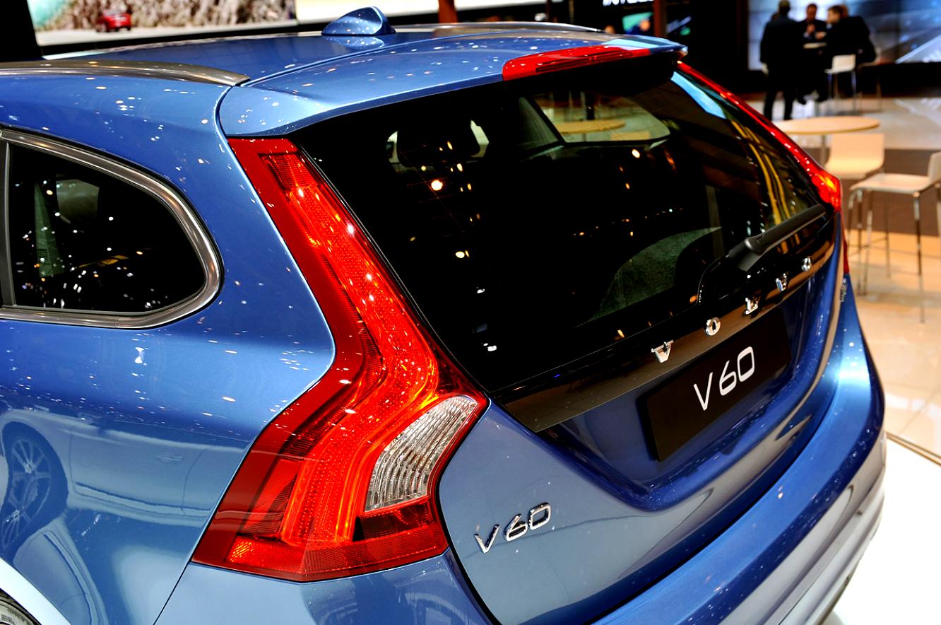 Volvo V60 2014 #51
