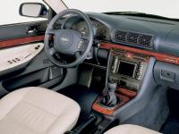 Audi A4 1994 #1