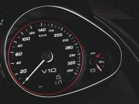 Audi R8 V10 Spyder 2010 #25