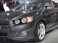 Chevrolet Sonic Sedan 2011 #10