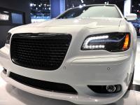 Chrysler 300 SRT8 2011 #43