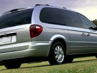 Chrysler Town & Country 2004 #05