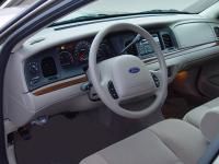 Ford Crown Victoria 1998 #29