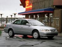 Honda Accord Sedan US 2002 #28