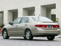 Honda Accord Sedan US 2005 #09