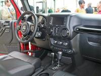 Jeep Wrangler Unlimited Altitude 2012 #13