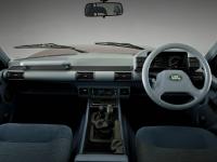 Land Rover Discovery 3 Doors 1990 #07