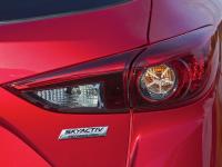 Mazda 3 / Axela Hatchback 2013 #40