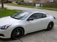 Nissan Altima Coupe 2012 #30