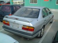 Nissan Primera Sedan 1994 #01