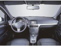 Opel Astra 3 Doors GTC 2005 #40