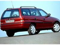 Opel Astra Caravan 1994 #2