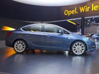 Opel Astra Sport Sedan 2012 #06