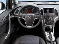 Opel Astra Sport Sedan 2012 #19