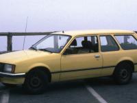 Opel Rekord Sedan 1982 #2