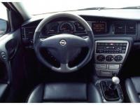 Opel Vectra Hatchback 1995 #09
