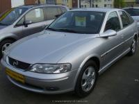 Opel Vectra Hatchback 1999 #02