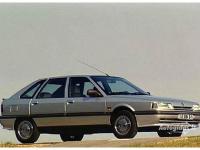 Renault 21 Hatchback 1989 #04