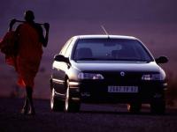 Renault Laguna Estate 1995 #28