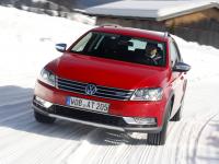 Volkswagen Passat Alltrack 2012 #25