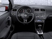 Volkswagen Polo Sedan 2010 #19