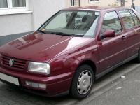 Volkswagen Vento/Jetta 1992 #03