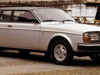 Volvo 262 1975 #1